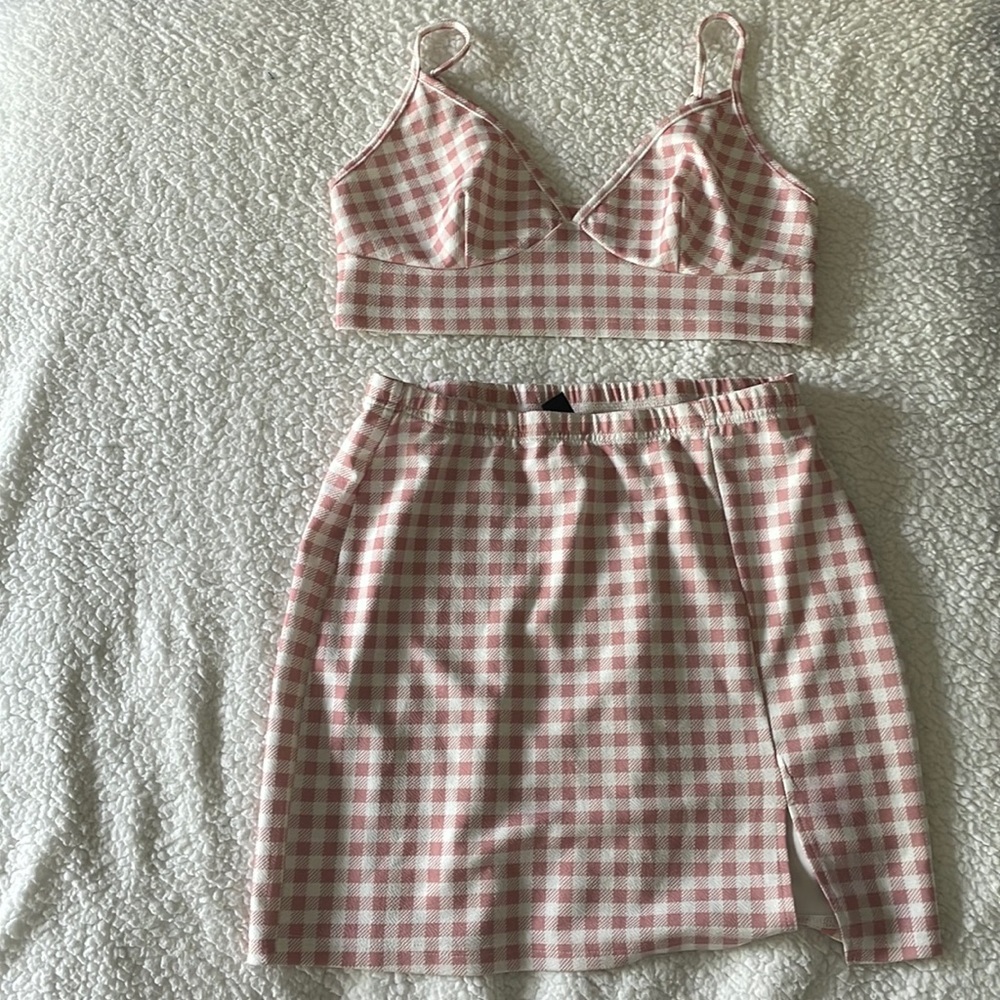 2 piece skirt&top set! - Picture 1 of 4